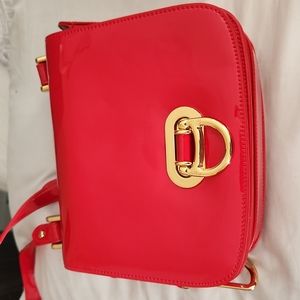 2 woman shoulder bag